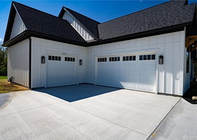Catalyst-Custom-Homes-garage | Catalyst Custom Homes